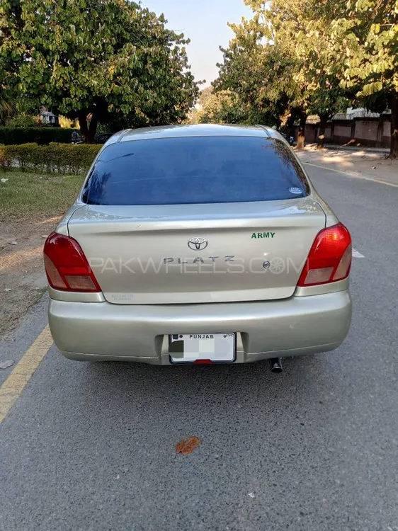 Toyota Platz 2001 for sale in Islamabad