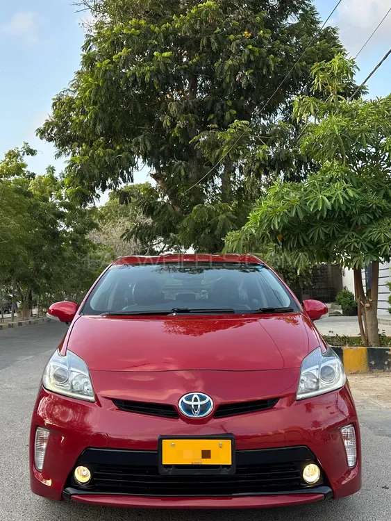 Toyota Prius 2012 for sale in Karachi