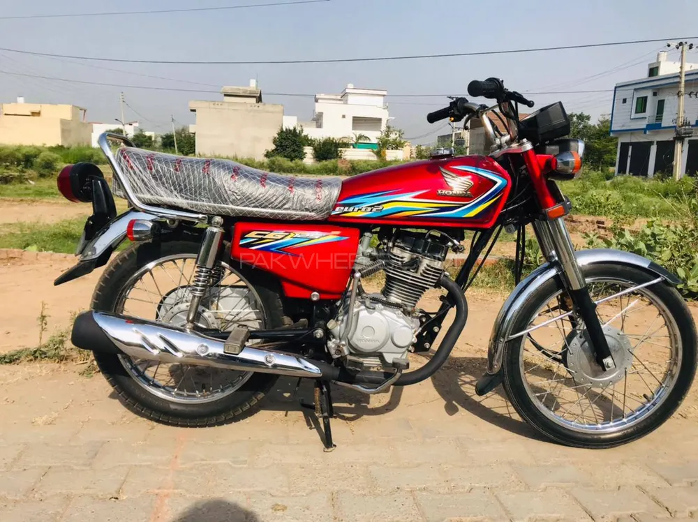 Used Honda CG 125 2018 Bike for sale in Mandi bahauddin - 563136 ...