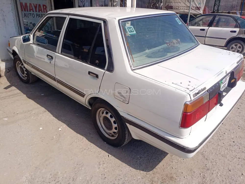 Toyota Corolla 1986 for sale in Mardan