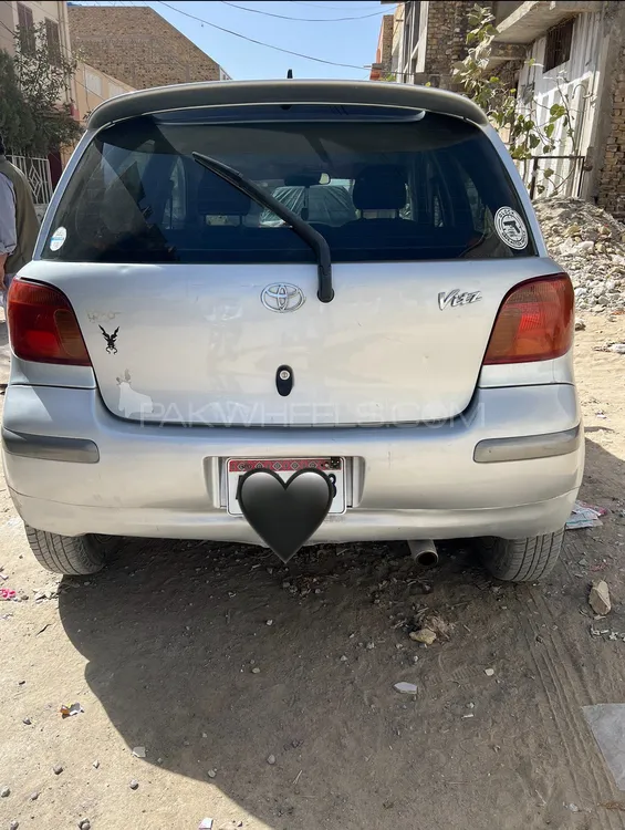 Toyota Vitz 2001 for sale in Quetta