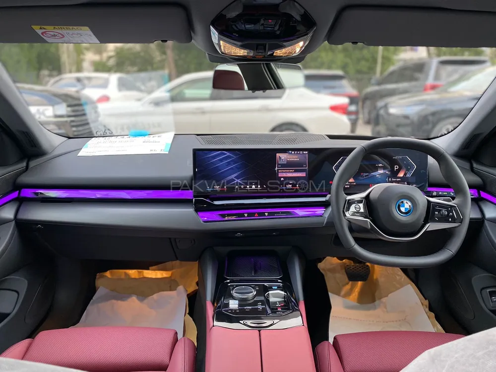 BMW i5 2024 for Sale in Karachi BMW i5 2024 for Sale in Karachi Image-8