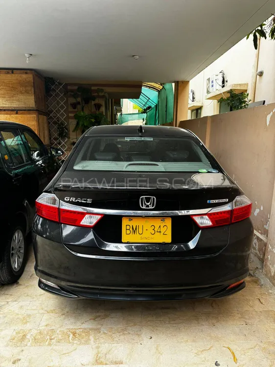 Honda Grace Hybrid 2014 for sale in Karachi