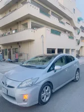 Toyota Prius G Touring Selection 1.8 2011 for Sale