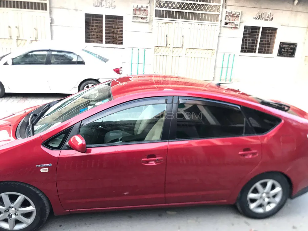 Toyota Prius 2006 for sale in Lahore