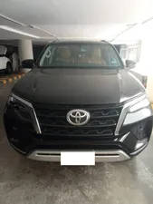 Toyota Fortuner 2.7 V 2022 for Sale