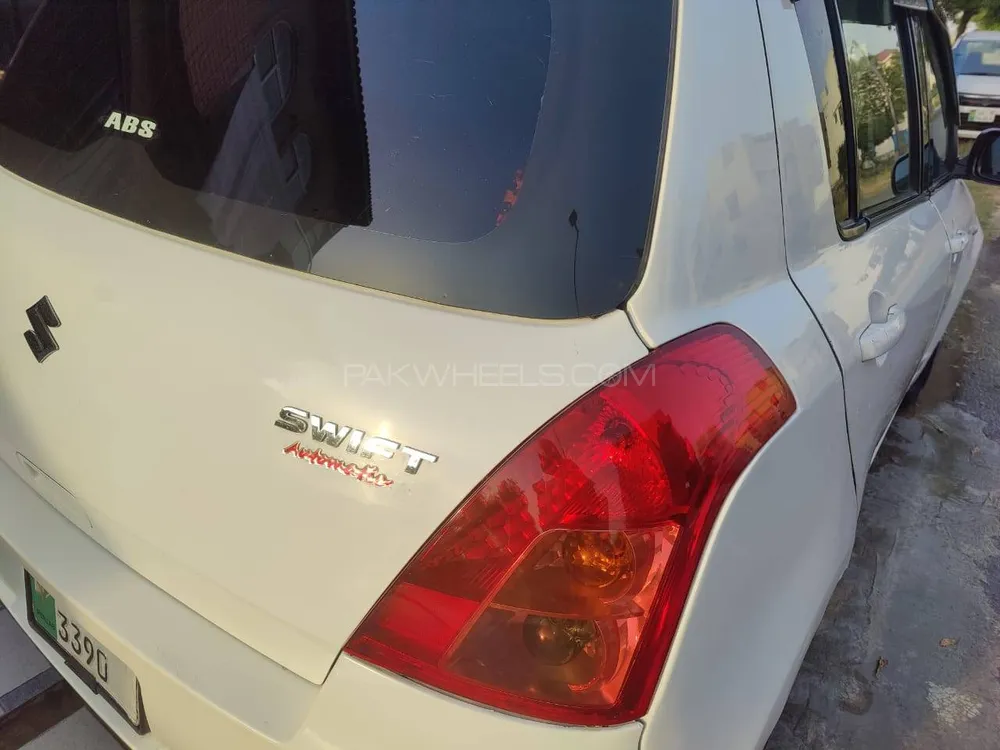 Suzuki Swift 2016 for sale in Lahore