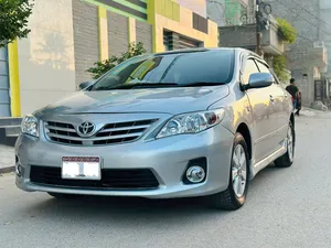 Toyota Corolla Altis SR Cruisetronic 1.6 2011 for Sale