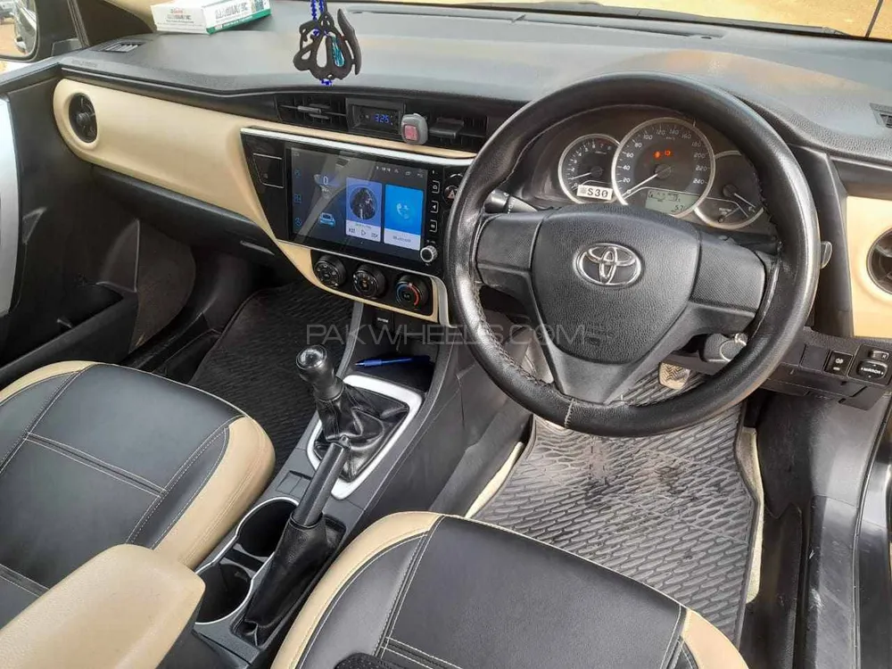 Toyota Corolla 2018 for Sale in Jalalpur Jattan Toyota Corolla 2018 for Sale in Jalalpur Jattan Image-11