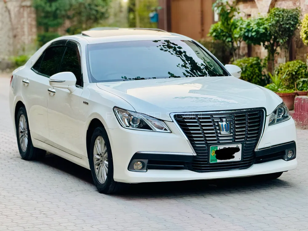 Toyota Crown 2013 for Sale in Faisalabad Toyota Crown 2013 for Sale in Faisalabad Image-6