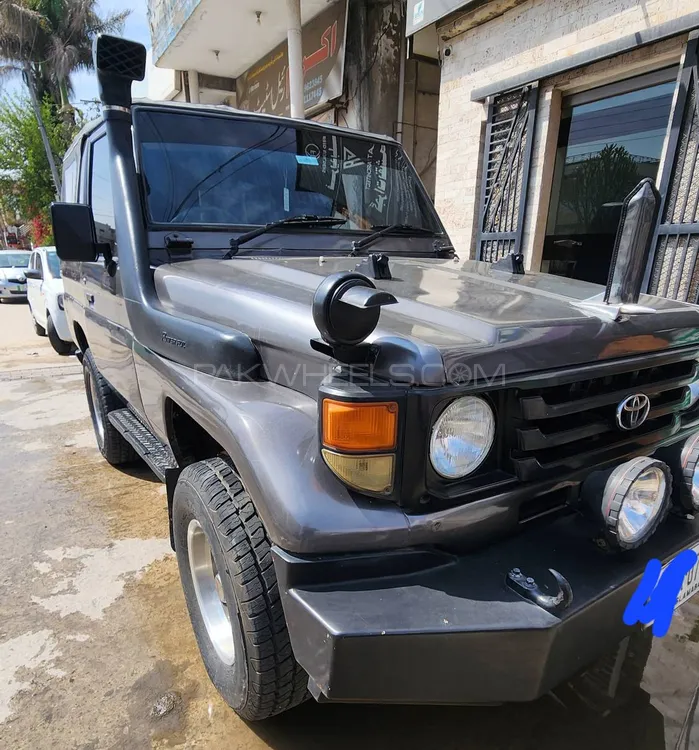 Toyota Prado 1988 for Sale in Gujrat Image-1
