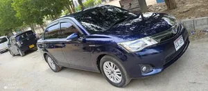 Toyota Corolla Axio Hybrid 1.5 2014 for Sale