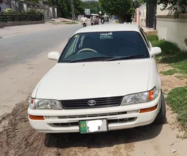 Toyota Corolla XE 2000 for Sale