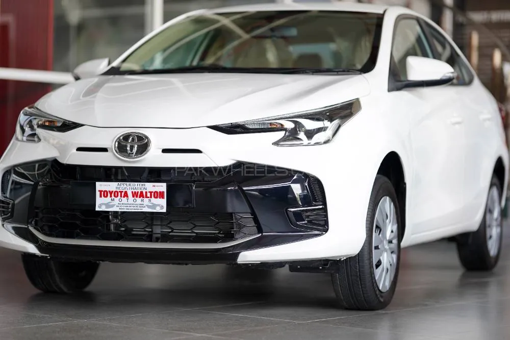 ٹویوٹا یارس سیڈان 2025 for Sale in لاہور Image-1