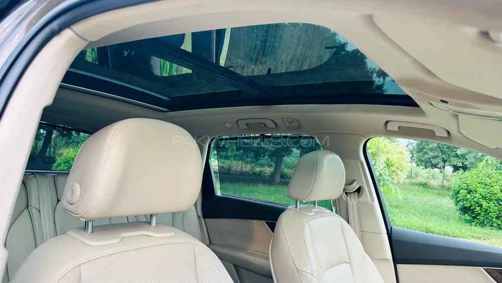 Audi Q7 2018 for Sale in Lahore Audi Q7 2018 for Sale in Lahore Image-9