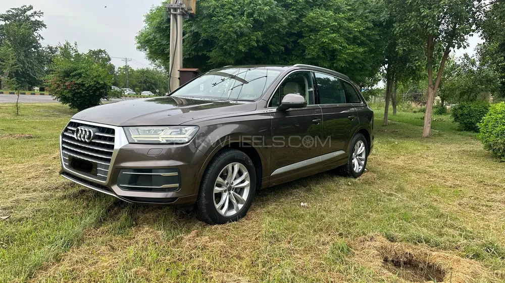 Audi Q7 2018 for Sale in Lahore Audi Q7 2018 for Sale in Lahore Image-2