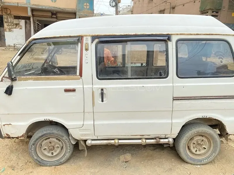 Suzuki Bolan 2011 for sale in Karachi