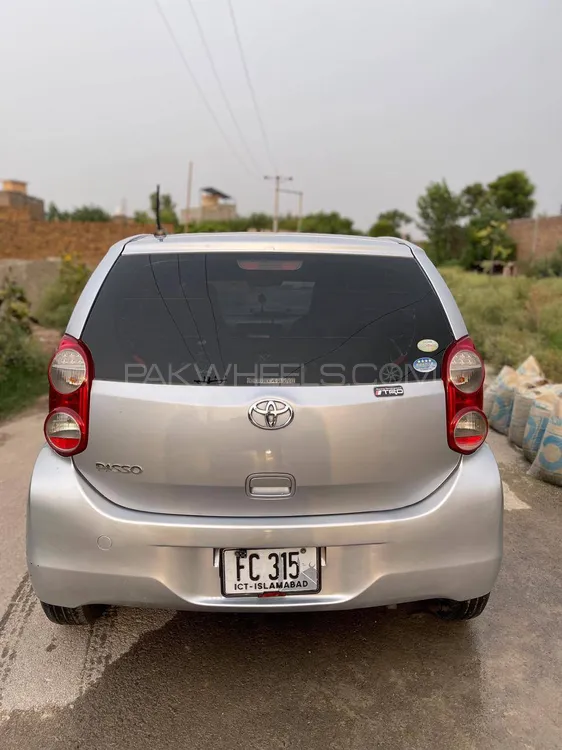 Toyota Passo 2011 for sale in Peshawar