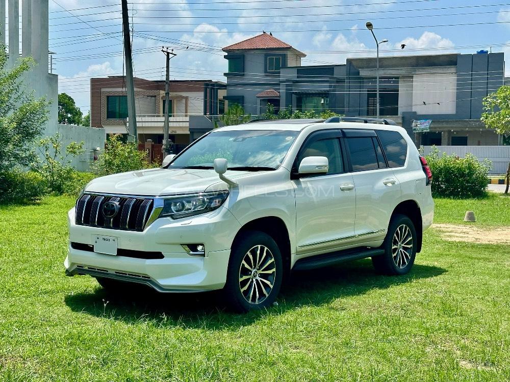 Toyota Prado 2018 for Sale in Lahore Image-1