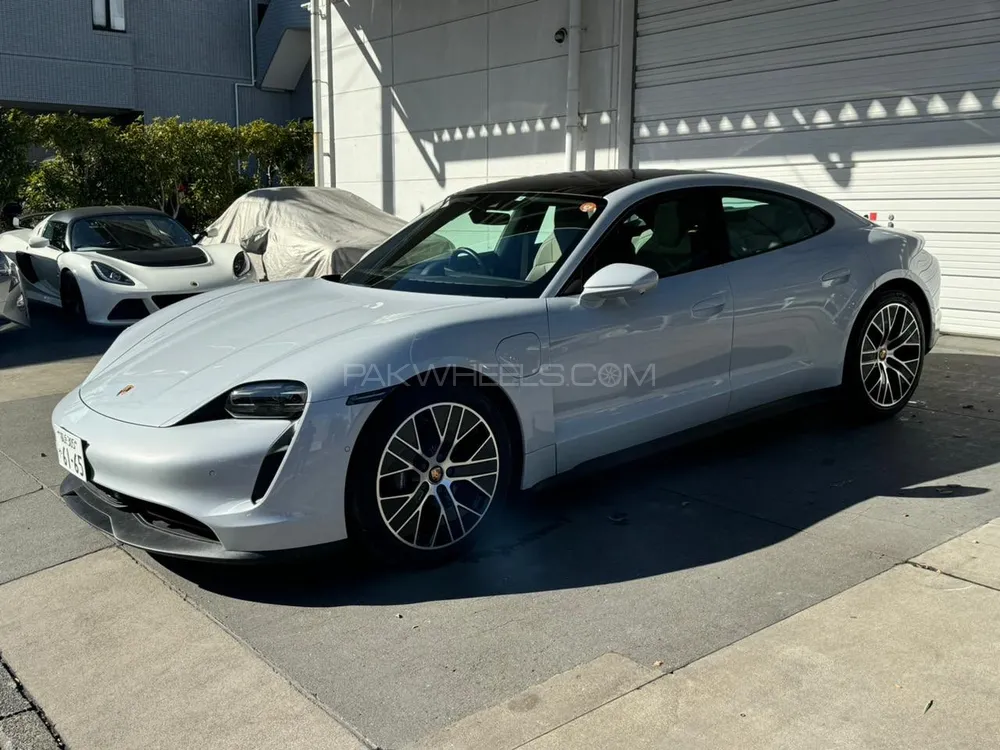 پورشے ٹائکان 2021 for Sale in اسلام آباد Image-1