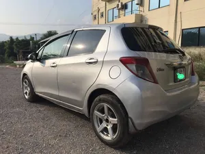 Toyota Vitz F 1.0 2011 for Sale