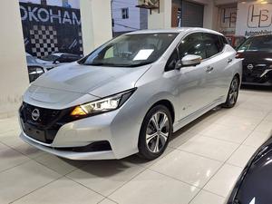 NISSAN LEAF XV
4.5 GRADE
17K MILEAGE 
360 CAMERA 
ORIGINAL TV
FOR MORE DETAILS 
PLEASE CONTACT..