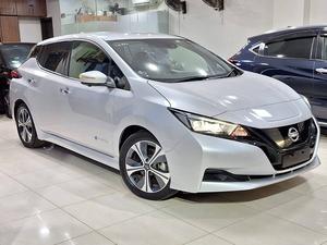 NISSAN LEAF XV
4.5 GRADE
17K MILEAGE 
360 CAMERA 
ORIGINAL TV
FOR MORE DETAILS 
PLEASE CONTACT..