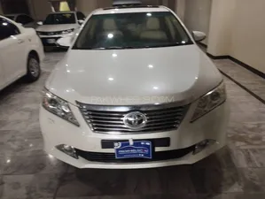 Toyota Camry Up-Spec Automatic 2.4 2012 for Sale