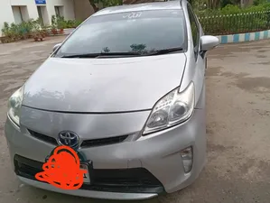 Toyota Prius G 1.8 2012 for Sale