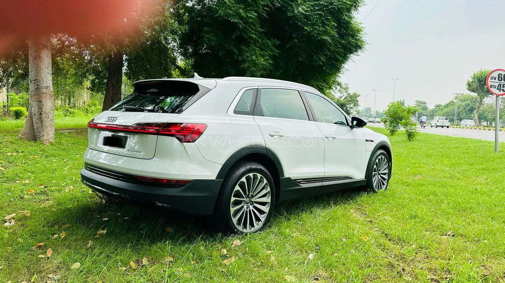 Audi e-tron 2020 for Sale in Lahore Audi e-tron 2020 for Sale in Lahore Image-4