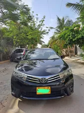 Toyota Corolla Altis Grande CVT-i 1.8 2015 for Sale