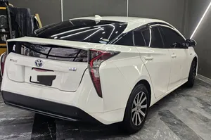 Toyota Prius S 2017 for Sale