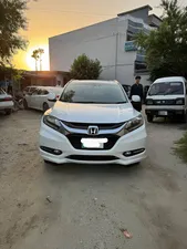 Honda Vezel Hybrid Z 2015 for Sale