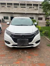 Honda Vezel Hybrid Z Honda Sensing  2016 for Sale