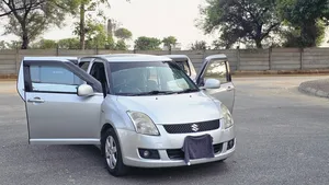 Suzuki Swift DLX Automatic 1.3 2013 for Sale