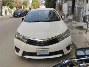 Toyota Corolla XLi VVTi 2015 for Sale