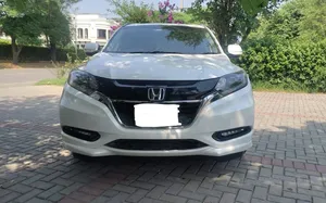 Honda Vezel Hybrid Z 2016 for Sale