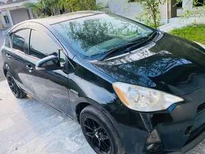 Toyota Aqua S 2014 for Sale