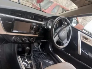 Toyota Corolla Altis Automatic 1.6 2016 for Sale