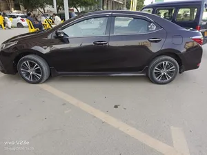 Toyota Corolla Altis Grande CVT-i 1.8 2017 for Sale