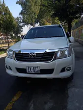 Toyota Hilux Vigo Champ GX 2015 for Sale