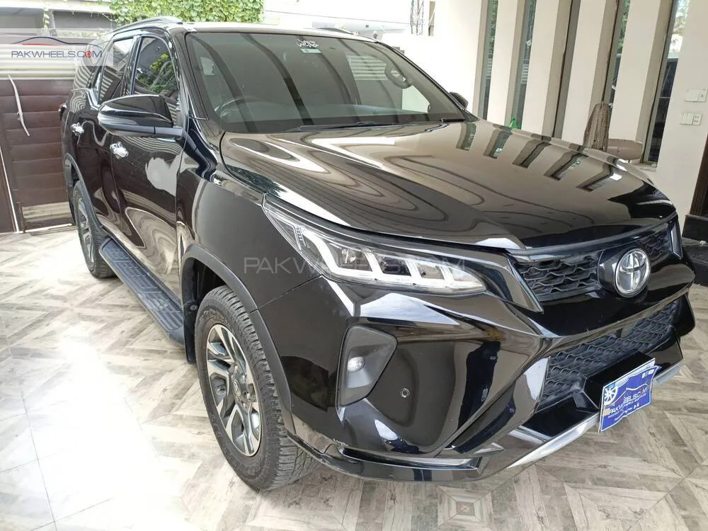Toyota Fortuner 2022 for Sale in Lahore Toyota Fortuner 2022 for Sale in Lahore Image-2