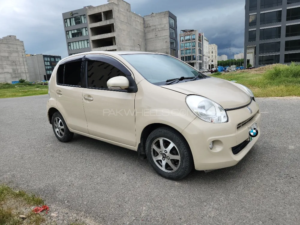 Toyota Passo 2012 for sale in Lahore