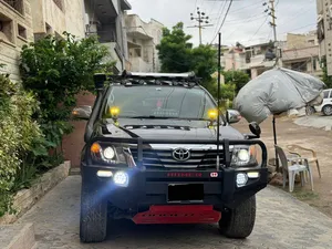 Toyota Hilux D-4D Automatic 2012 for Sale