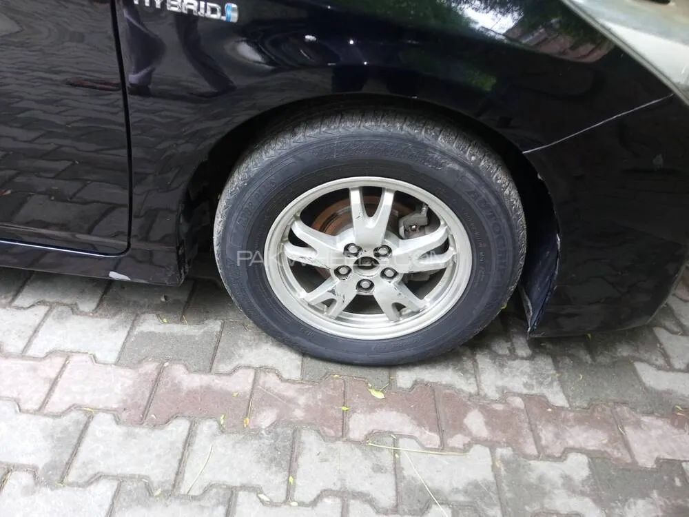 Toyota Prius 2009 for Sale in Lahore Toyota Prius 2009 for Sale in Lahore Image-14