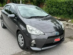 Toyota Aqua S 2014 for Sale