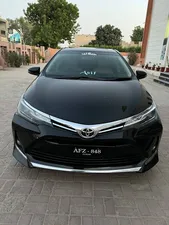 Toyota Corolla Altis Grande CVT-i 1.8 2015 for Sale