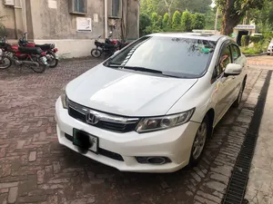 Honda Civic VTi Oriel Prosmatec 1.8 i-VTEC 2014 for Sale