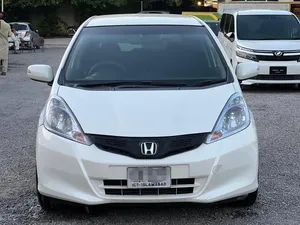 Honda Fit 1.3 Hybrid Navi Premium Selection 2011 for Sale