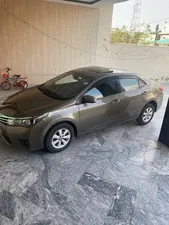 Toyota Corolla Altis Grande CVT-i 1.8 2015 for Sale